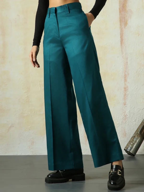 Women Solid Regular Length Wide Leg Trousers - Image 5